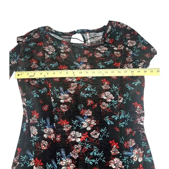 Free People Womens Dock Street Black & Red Boho Floral Ruffle Top Size Large - Picture 12 of 13